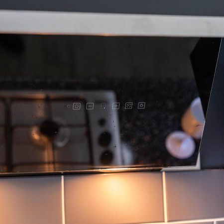 Five Bedroom Townhouse - Near City Centre - Edgbaston - On Street Parking - Wifi - Netflix - 974P Birmingham Eksteriør billede