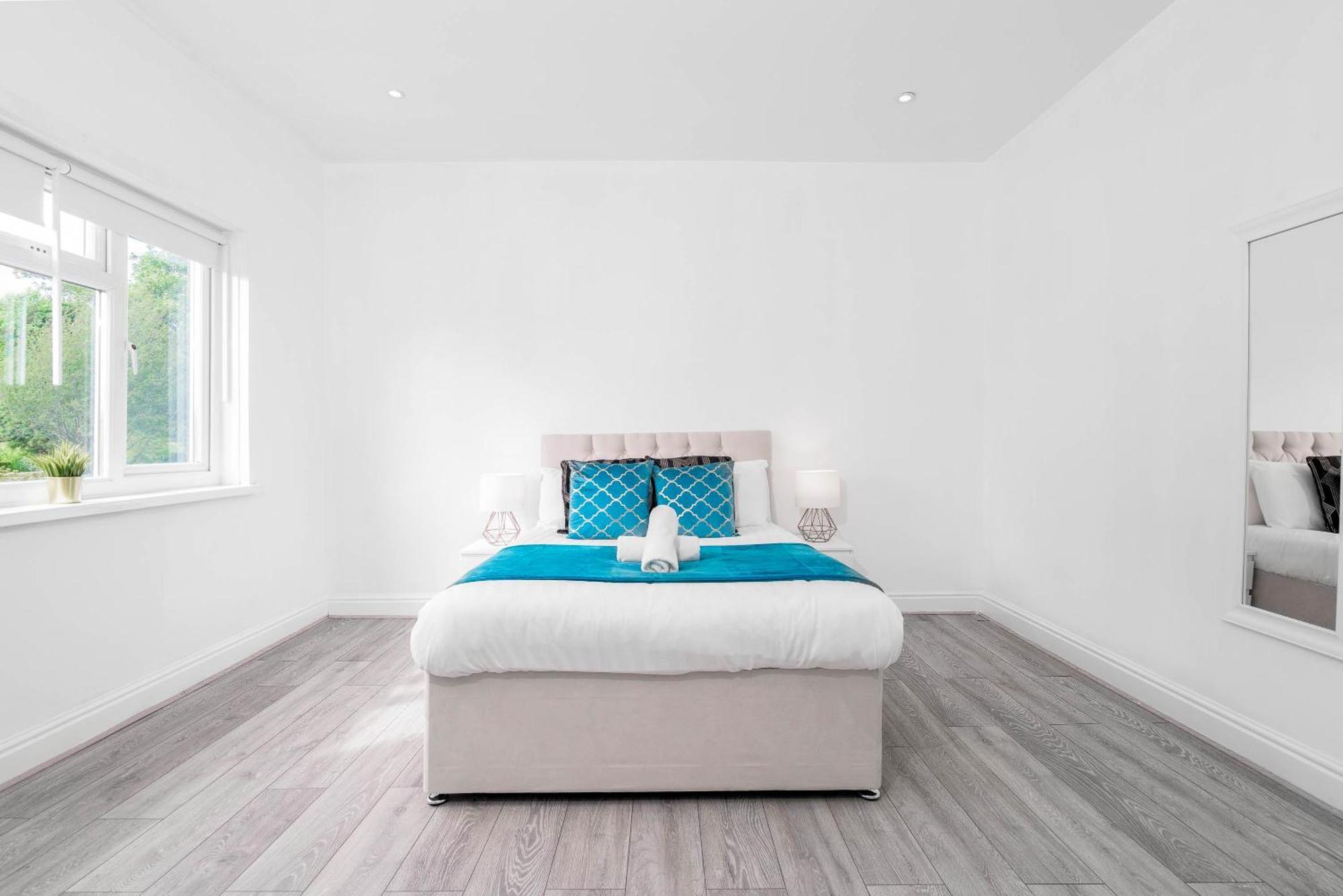 Five Bedroom Townhouse - Near City Centre - Edgbaston - On Street Parking - Wifi - Netflix - 974P Birmingham Eksteriør billede
